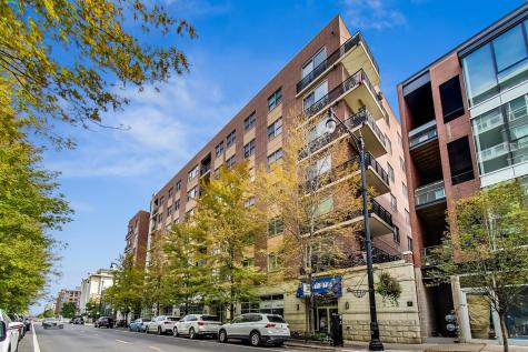 873 North Larrabee Street Chicago IL 60610