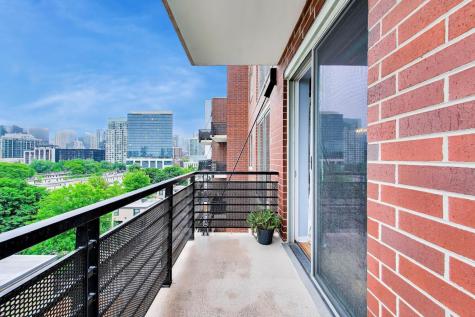 873 North Larrabee Street Chicago IL 60610
