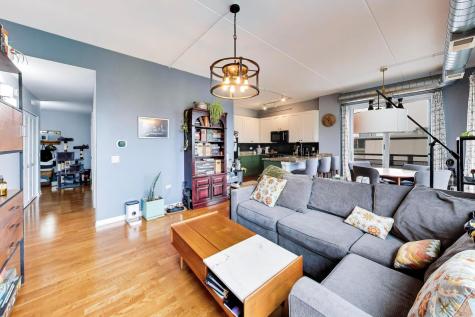 873 North Larrabee Street Chicago IL 60610