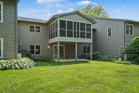 1975 Sandy Creek Drive Elgin IL 60123