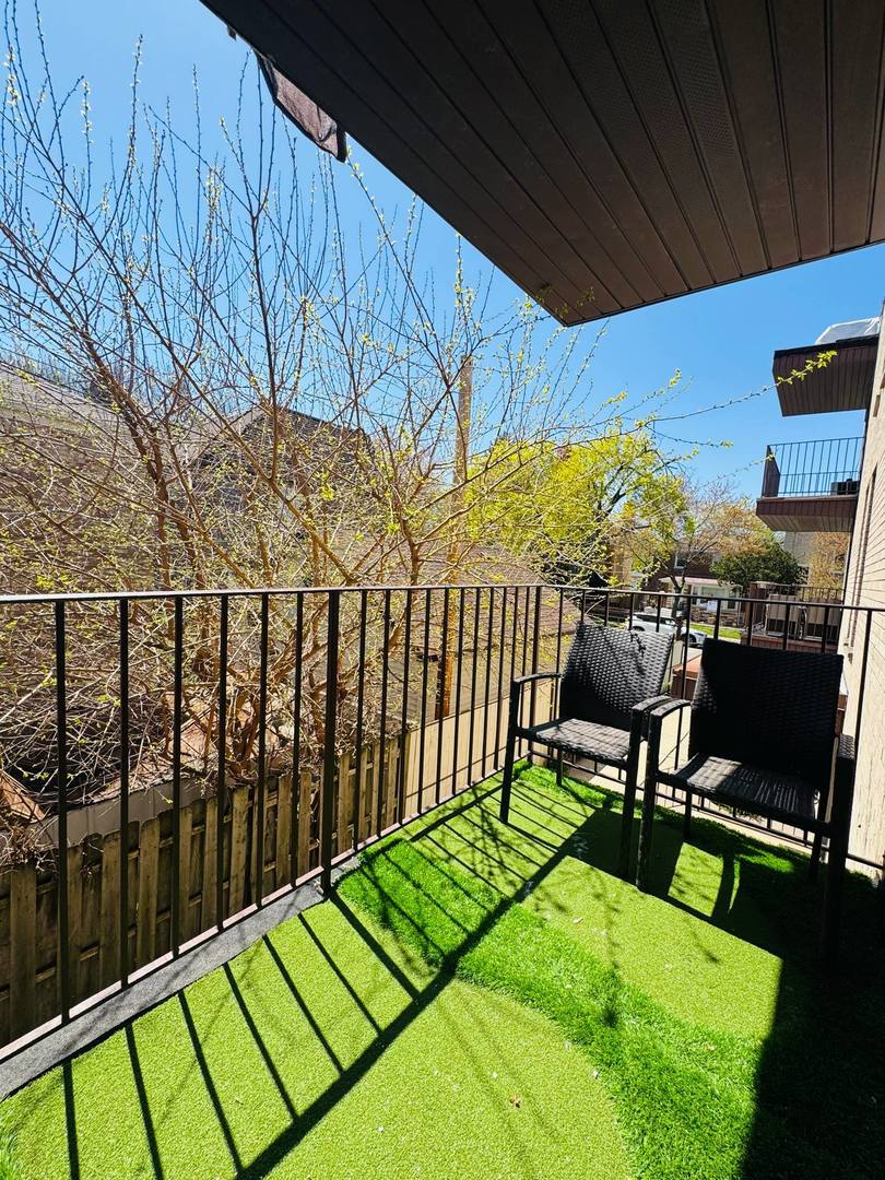 5815 North Spaulding Avenue Chicago IL 60659