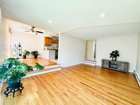 5815 North Spaulding Avenue Chicago IL 60659