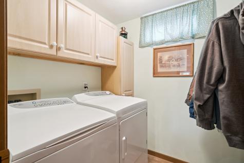 870 47TH Avenue East Moline IL 61244