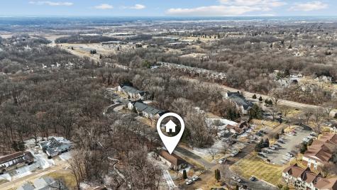 870 47TH Avenue East Moline IL 61244