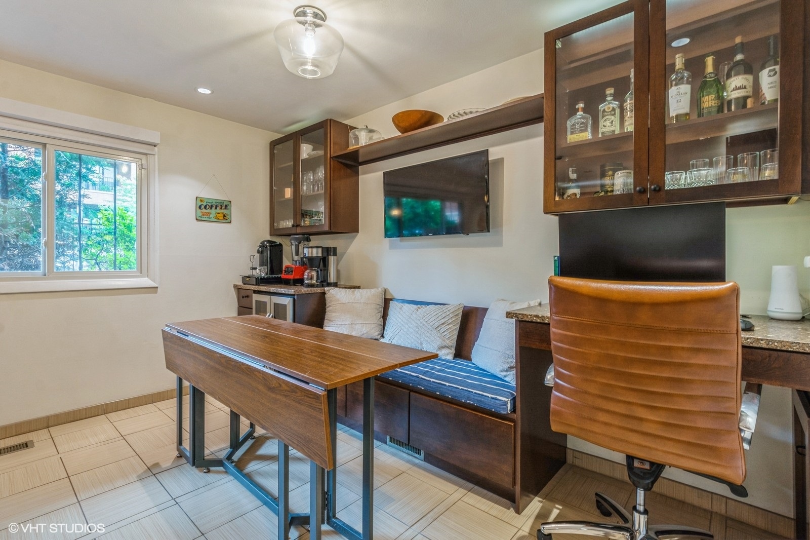 1045 West Altgeld Street Chicago IL 60614