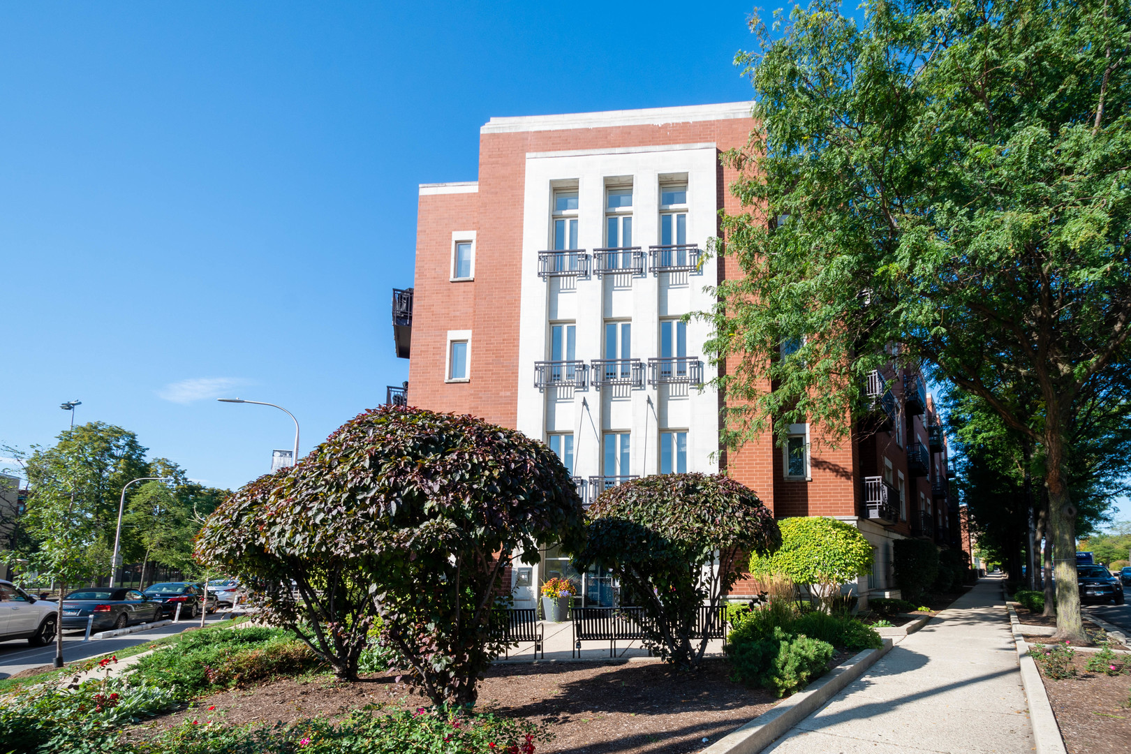 1075 West Roosevelt Road Chicago IL 60608