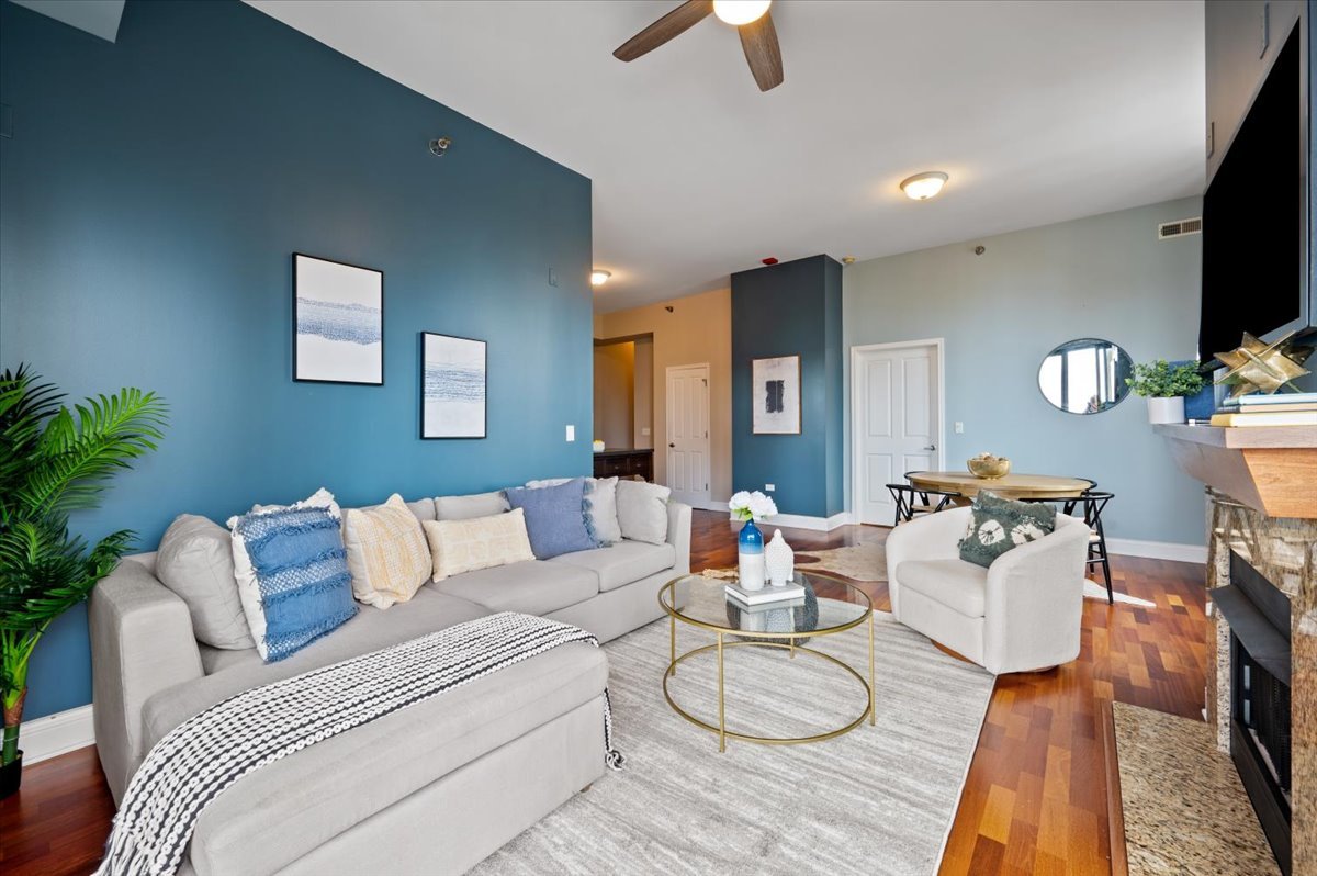 1464 South Michigan Avenue Chicago IL 60605