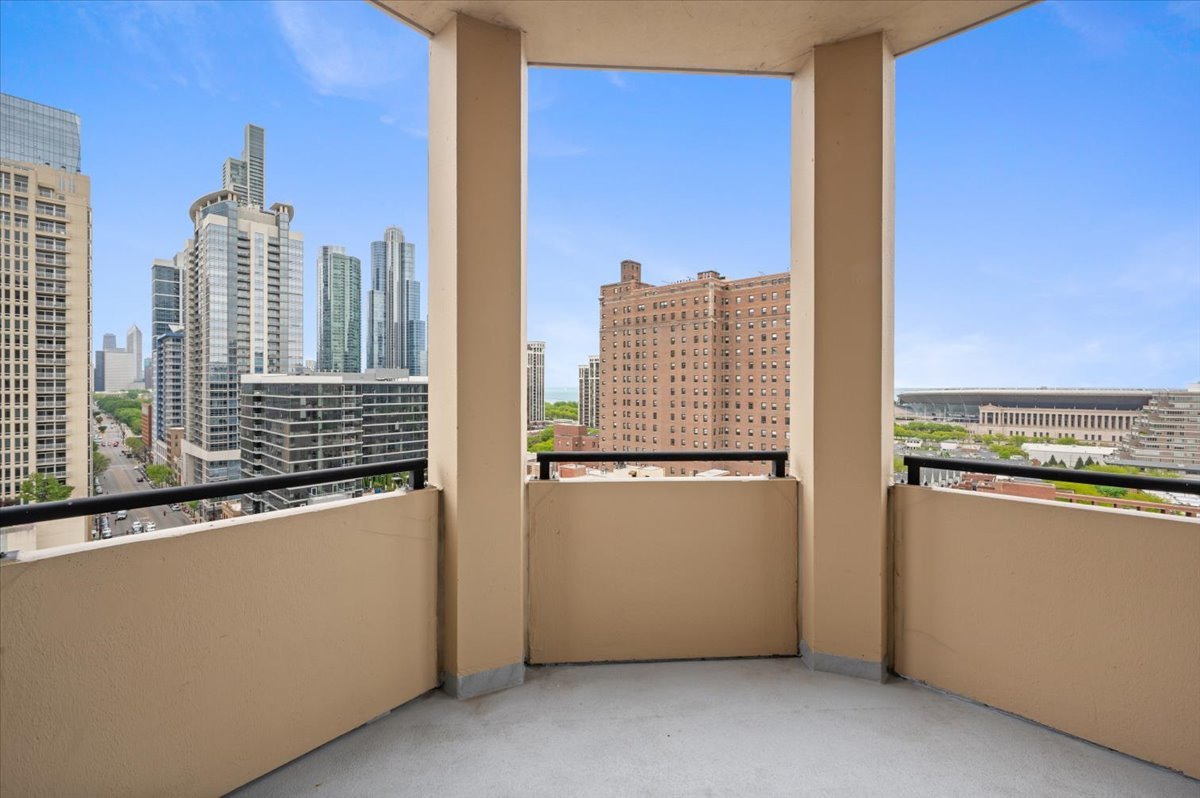 1464 South Michigan Avenue Chicago IL 60605