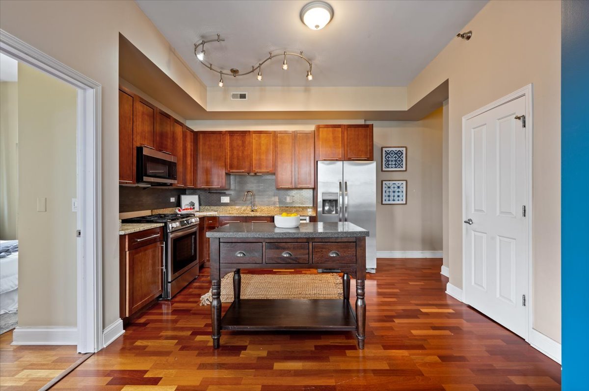 1464 South Michigan Avenue Chicago IL 60605