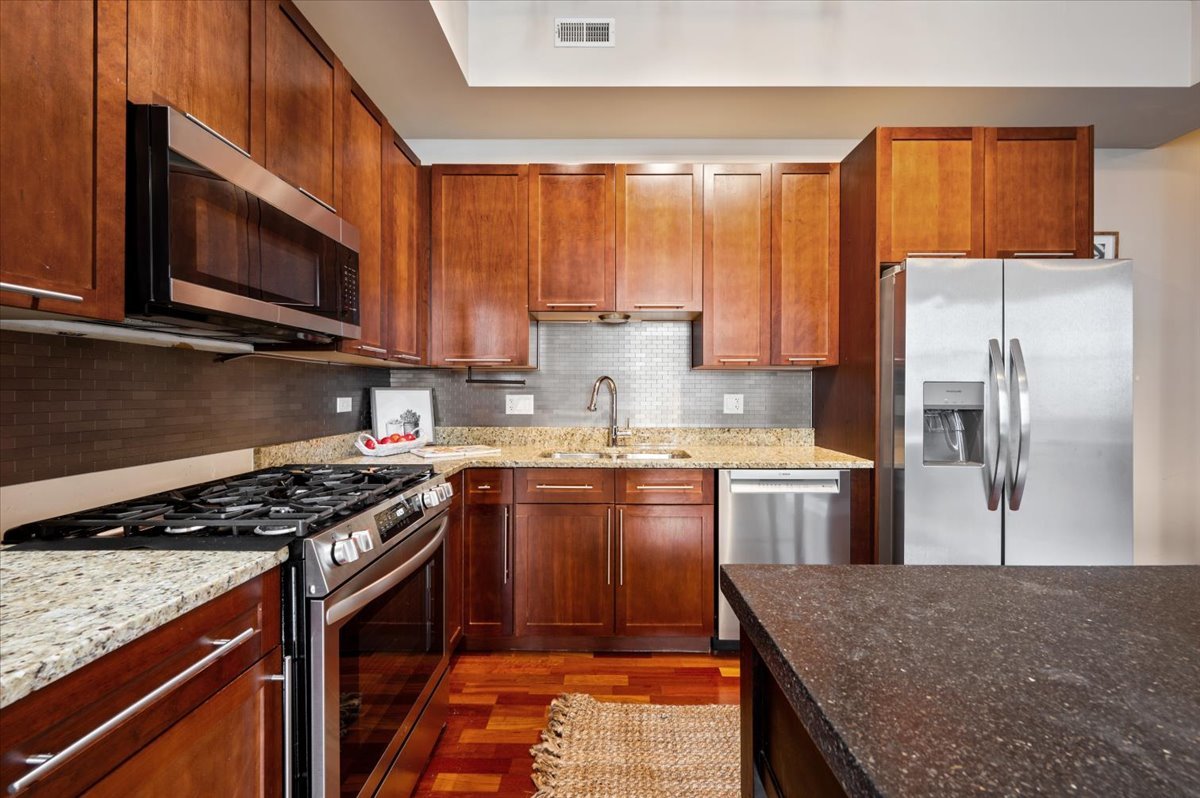 1464 South Michigan Avenue Chicago IL 60605