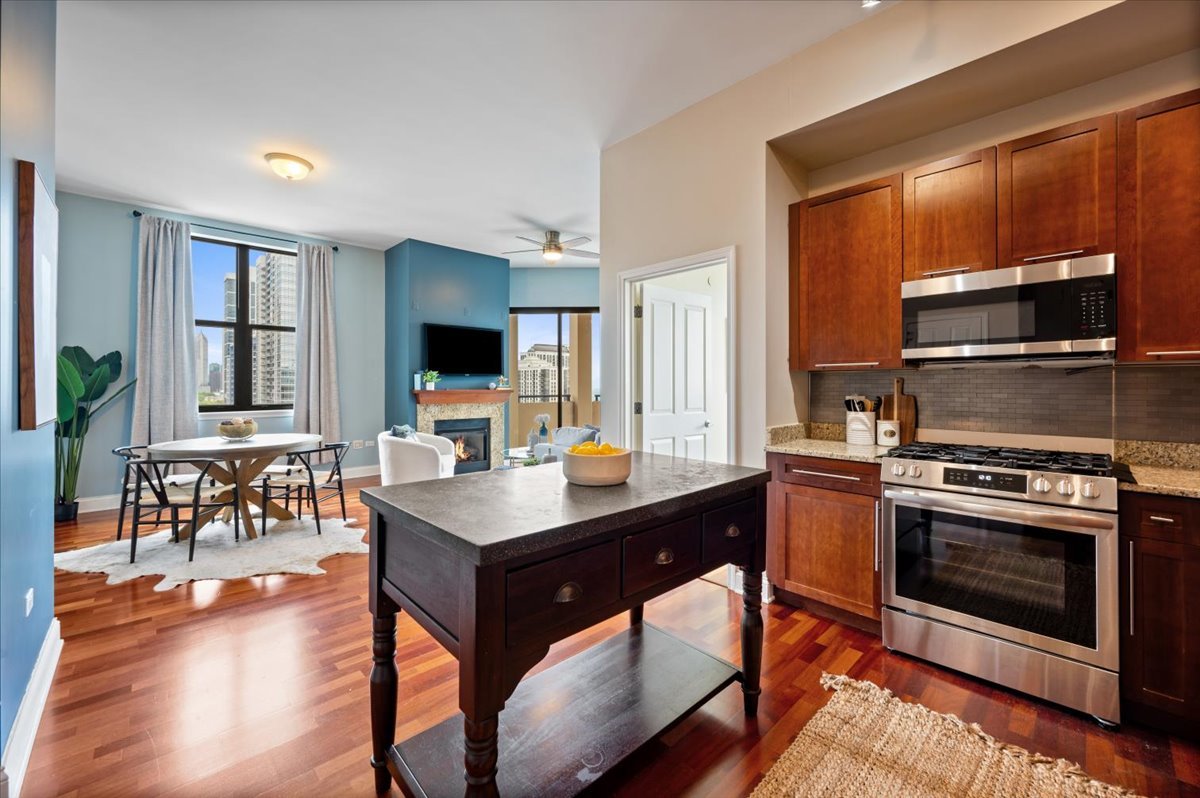 1464 South Michigan Avenue Chicago IL 60605