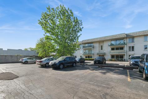 4716 West 106th Place Oak Lawn IL 60453
