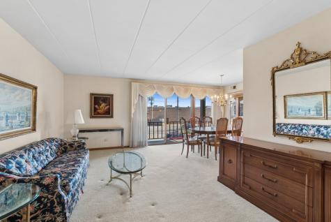 4716 West 106th Place Oak Lawn IL 60453