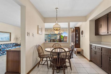 4716 West 106th Place Oak Lawn IL 60453