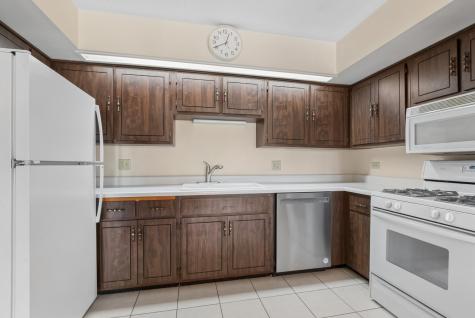 4716 West 106th Place Oak Lawn IL 60453