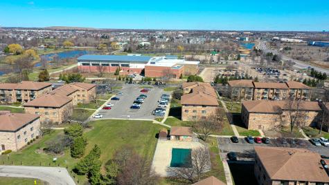 230 Klein Creek Court Carol Stream IL 60188