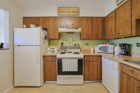 230 Klein Creek Court Carol Stream IL 60188
