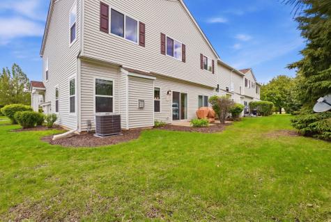 1814 Candlelight Circle Montgomery IL 60538