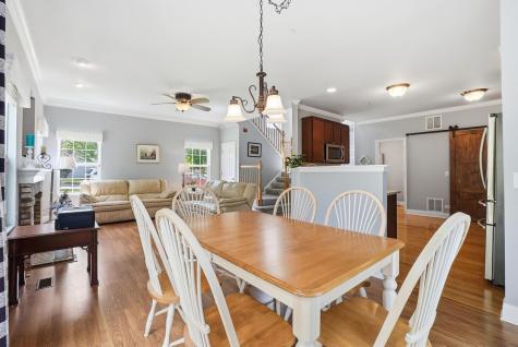 1814 Candlelight Circle Montgomery IL 60538
