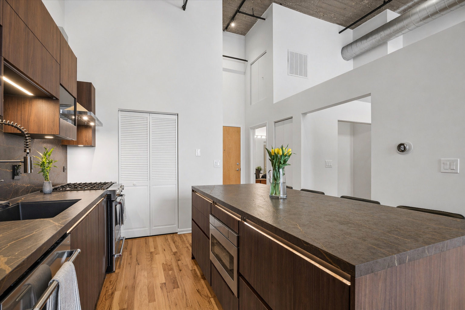 758 North Larrabee Street Chicago IL 60654