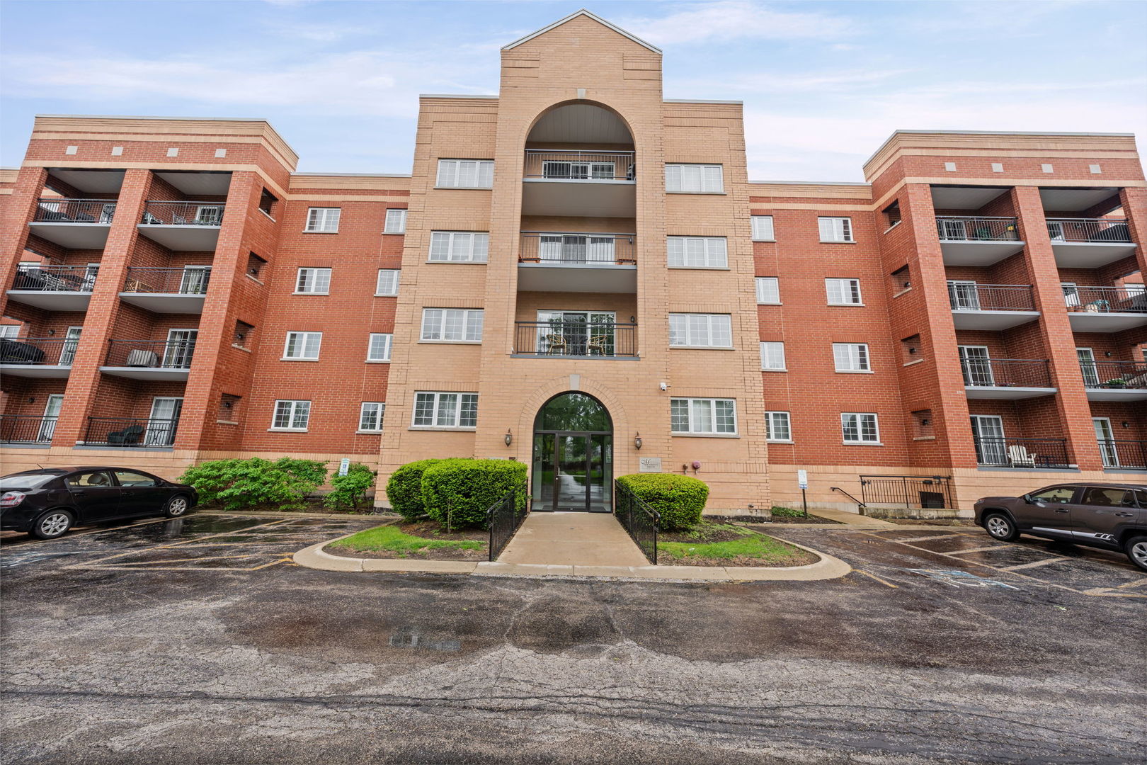 59 South Hale Street Palatine IL 60067