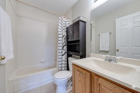 21W581 North Avenue Lombard IL 60148
