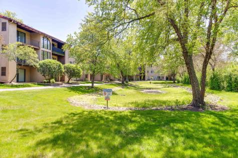 21W581 North Avenue Lombard IL 60148