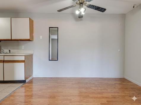 21W581 North Avenue Lombard IL 60148