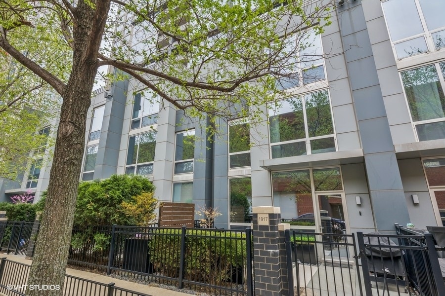 Chicago IL, 1917 South Calumet Avenue