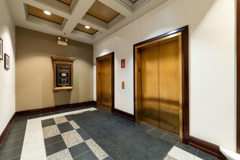 6 East Monroe Street Chicago IL 60603