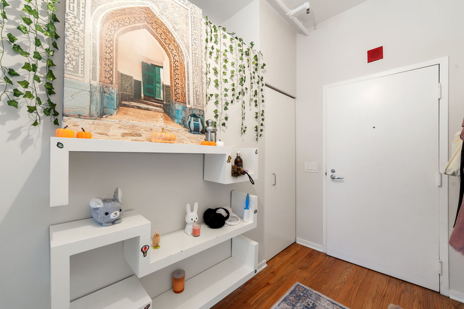 6 East Monroe Street Chicago IL 60603