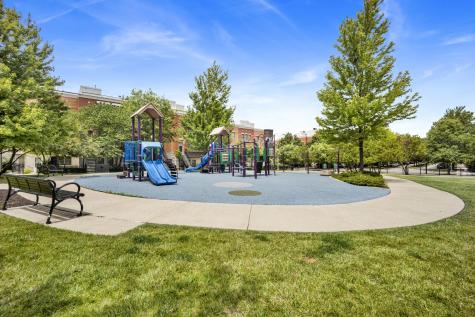 811 West 15th Place Chicago IL 60608