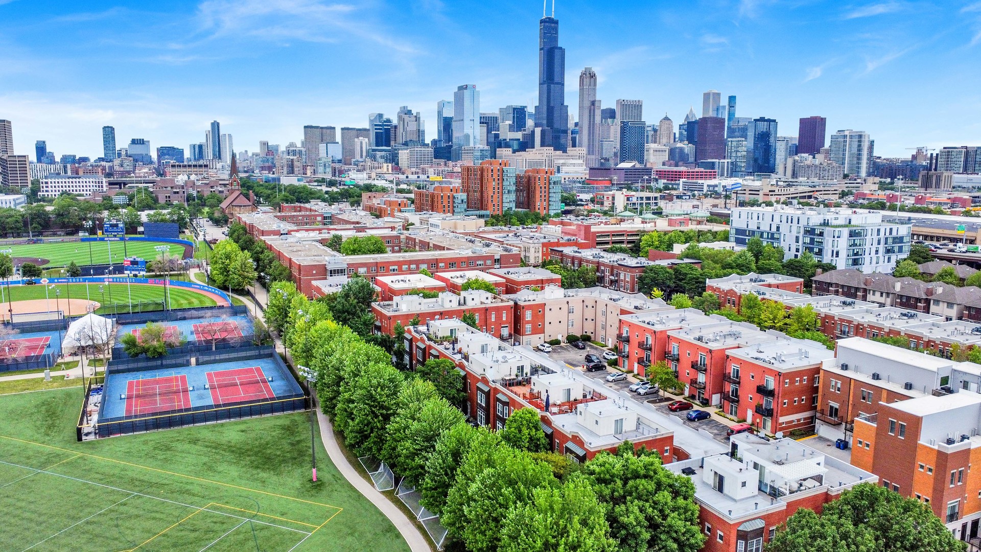 811 West 15th Place Chicago IL 60608