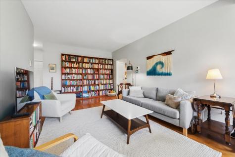 1241 West Rosemont Avenue Chicago IL 60660