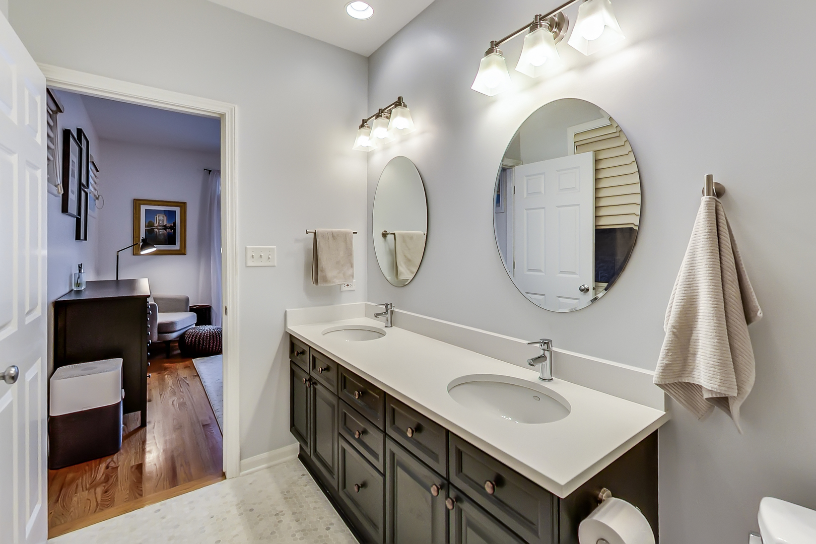 3531 North Reta Avenue Chicago IL 60657