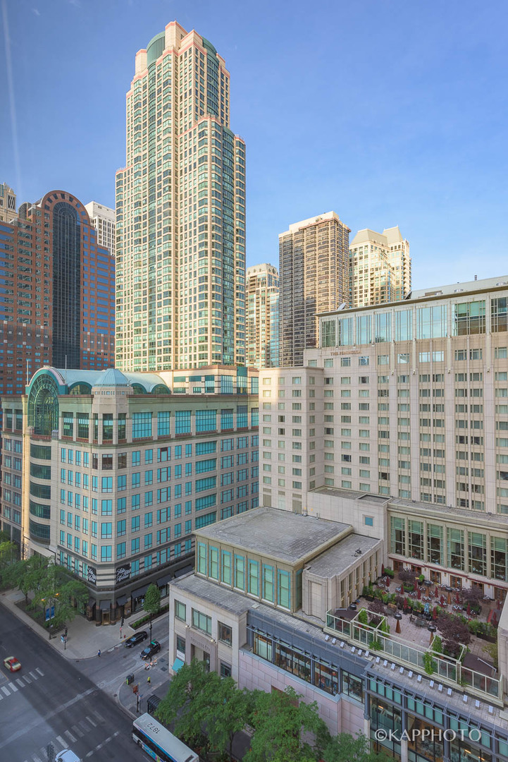 777 North Michigan Avenue Chicago IL 60611