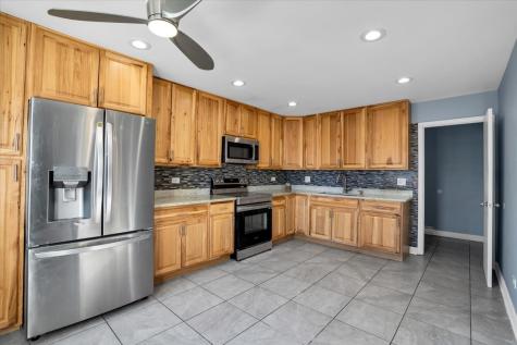 18333 Wentworth Avenue Lansing IL 60438