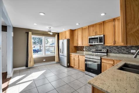 18333 Wentworth Avenue Lansing IL 60438