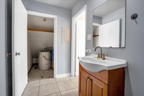 18333 Wentworth Avenue Lansing IL 60438
