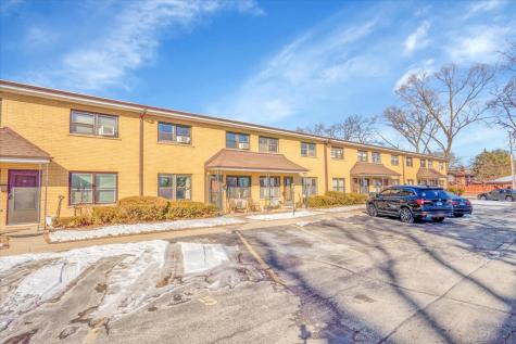 18333 Wentworth Avenue Lansing IL 60438