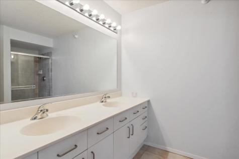1720 Maple Avenue Evanston IL 60201