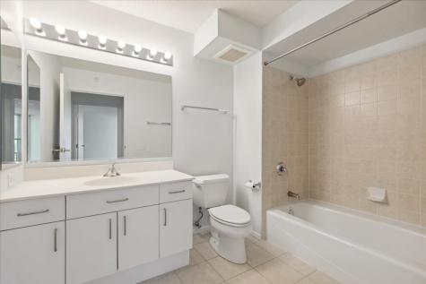 1720 Maple Avenue Evanston IL 60201