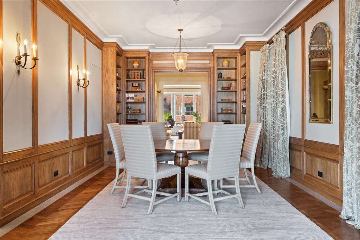 199 East Lake Shore Drive Chicago IL 60611