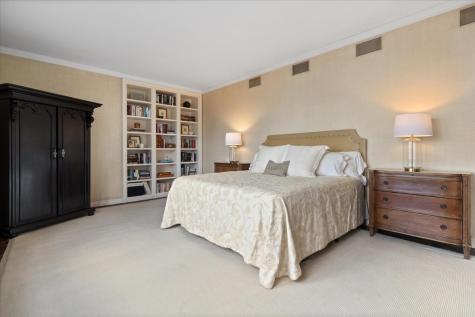 199 East Lake Shore Drive Chicago IL 60611