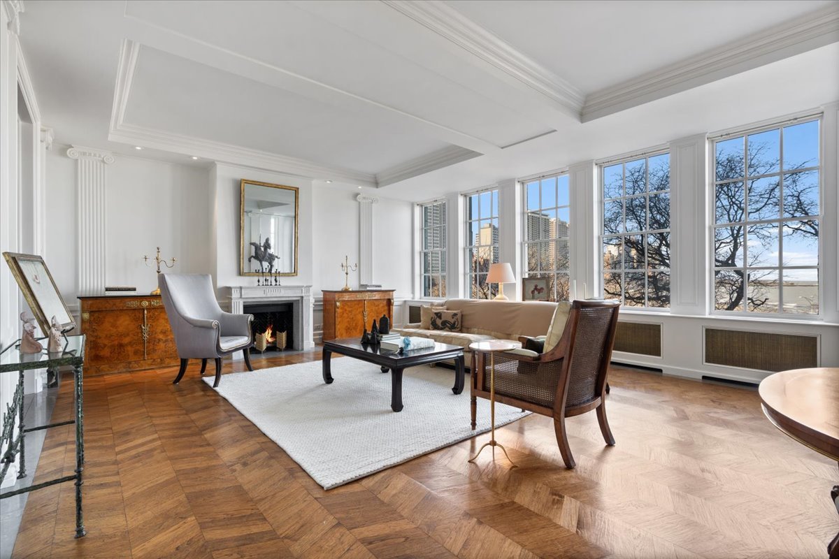 199 East Lake Shore Drive Chicago IL 60611