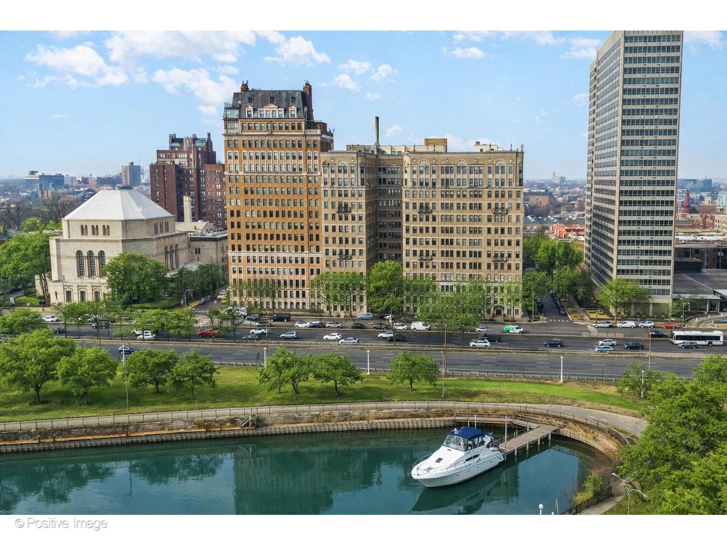 3500 North Lake Shore Drive Chicago IL 60657