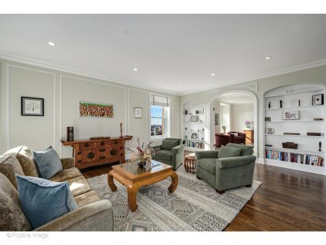 3500 North Lake Shore Drive Chicago IL 60657