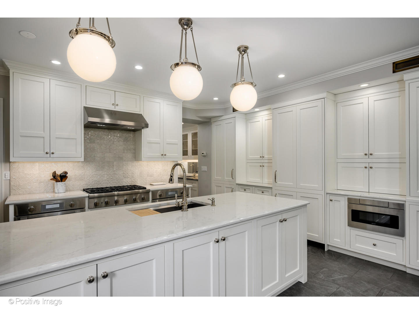 3500 North Lake Shore Drive Chicago IL 60657