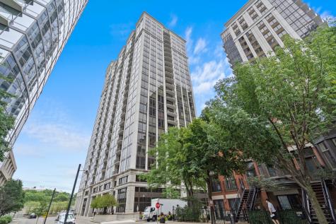 233 East 13th Street Chicago IL 60605