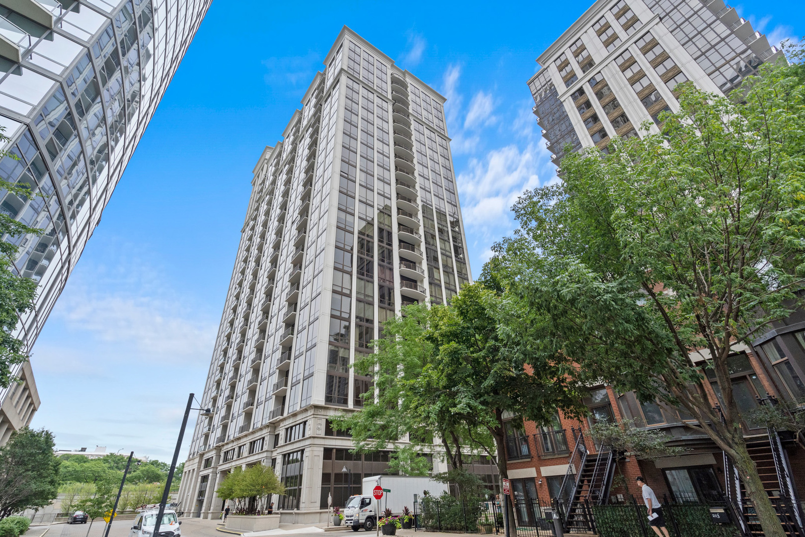 233 East 13th Street Chicago IL 60605